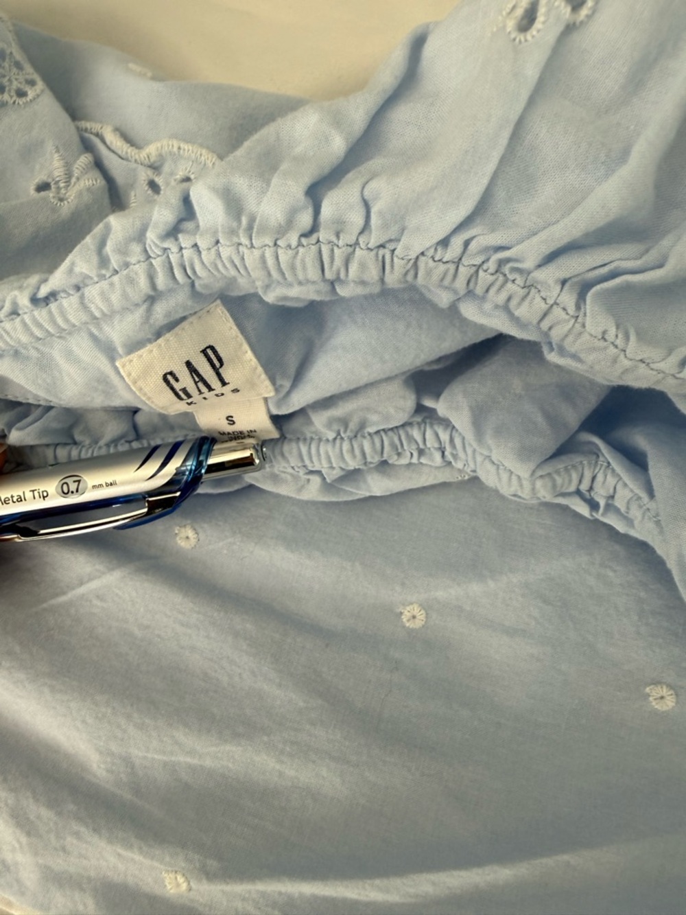 GAP Light Blue One-Shoulder Eyelet Top - Picture 3 of 3